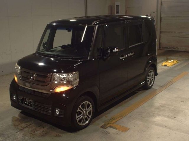 3176 Honda N box JF1 2016 г. (TAA Kyushu)